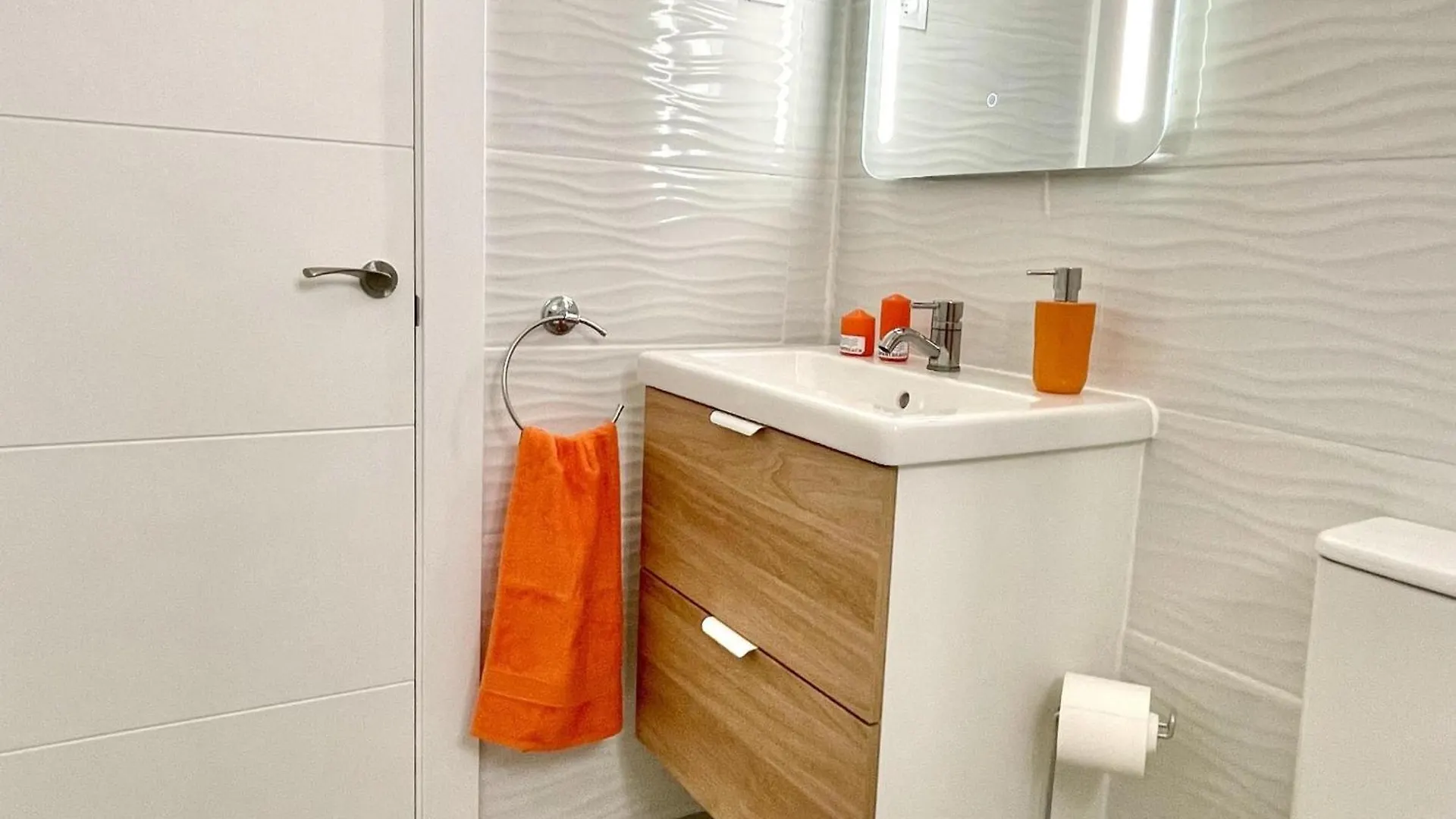 Apartbeach Atico Amatista Y Vista Playa Salou Apartment