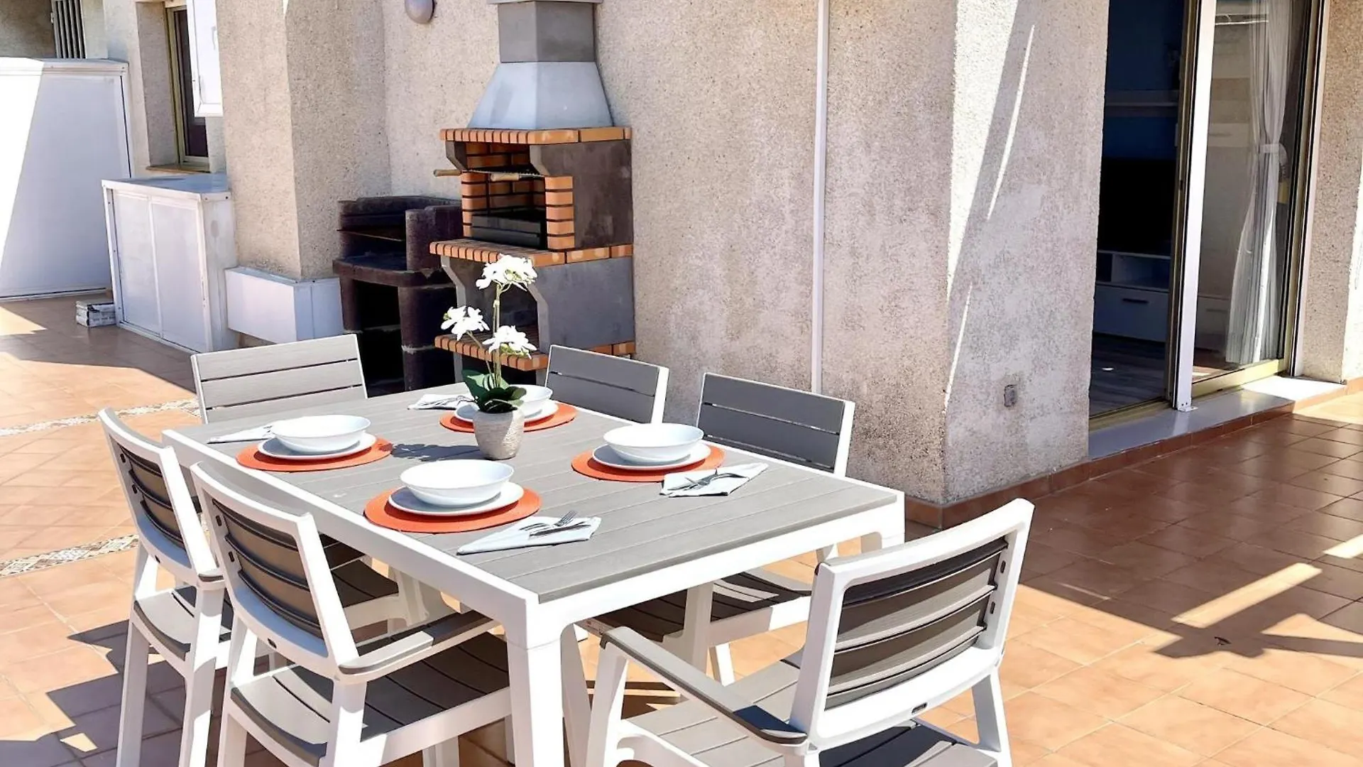 Apartbeach Atico Amatista Y Vista Playa Salou 0*,